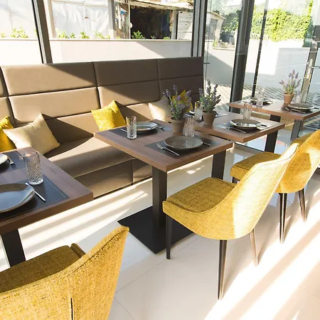 Bel Πανσιόν Σπλιτ