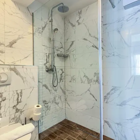 Bel Gostinjska kuća